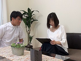 アノ閉店した池袋オイルマッサージ店 盗撮映像 多数の女性が盗撮されている膨大な映像からヌケそうな色白美人だけを厳選してAVにしました　サンプル画像08